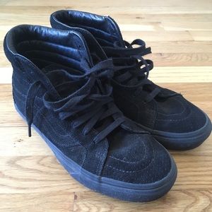 Vans Vault Perforated Suede Sk8-Hi. Men’s Size 9.